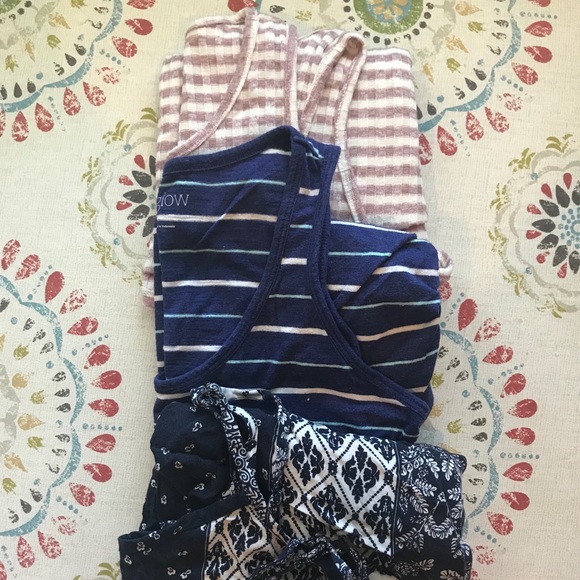 Maternity bundle 3 tank tops - Picture 1 of 1